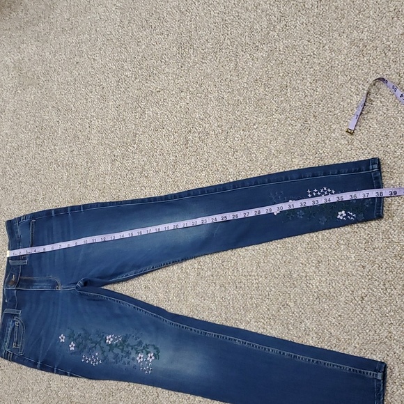 Hollister Floral Embroidered Blue Jeans Size 27 - Picture 8 of 8